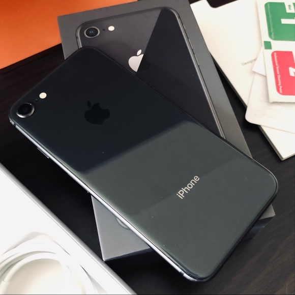 iPhone 8 64 GB Space Gray - Picture 6 of 16